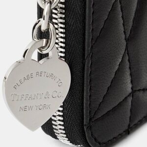 Return to Tiffany Padded Small Wallet in Black